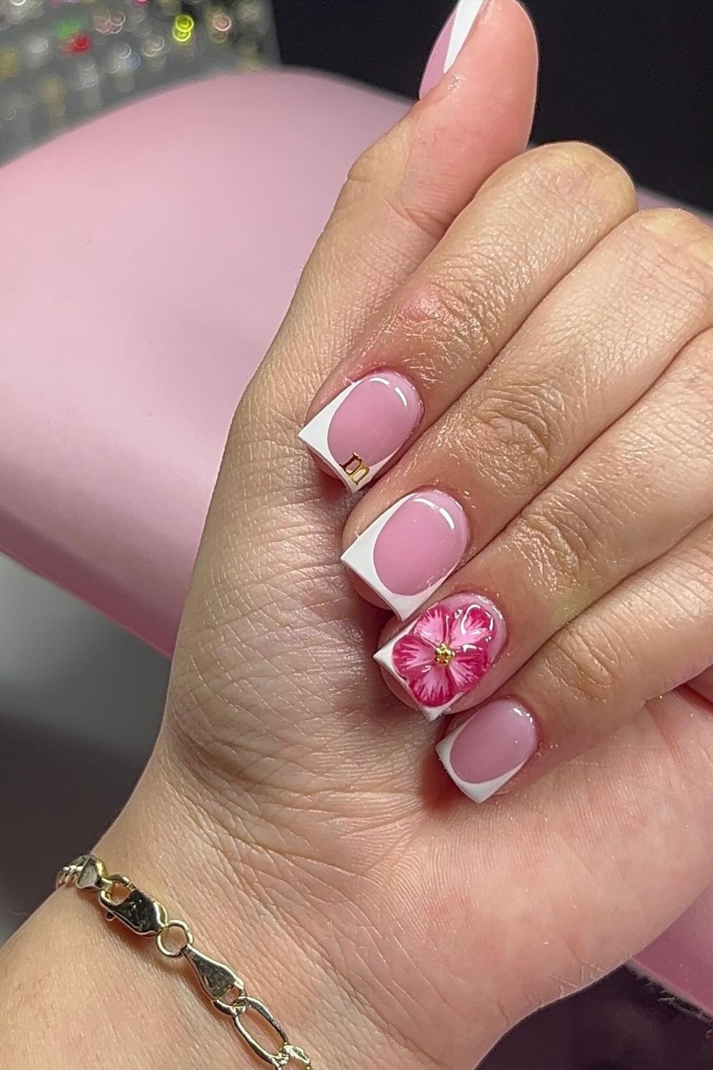 Explore pink flower nail designs 2025 fresh look. Click for pink nail ideas!